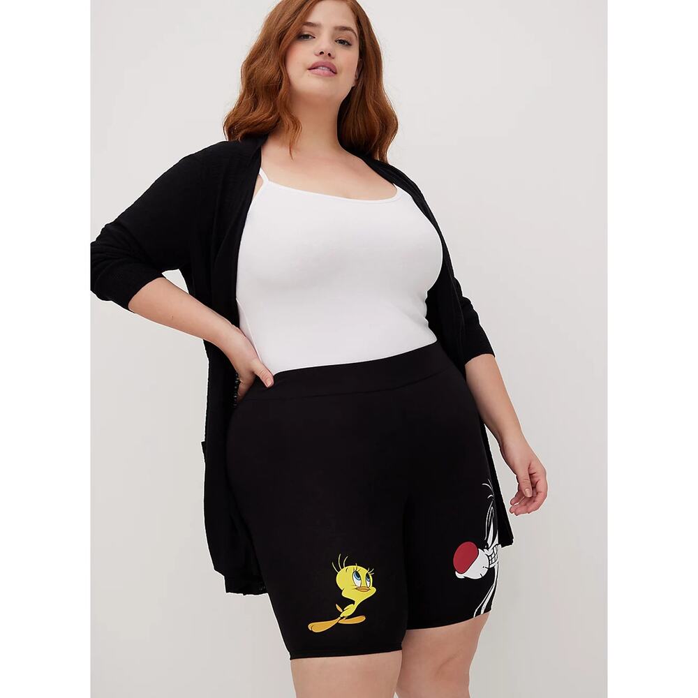 NWT Torrid Looney Tunes Sylvester Tweety Black Bike Short Plus Size: 2X (18/20)